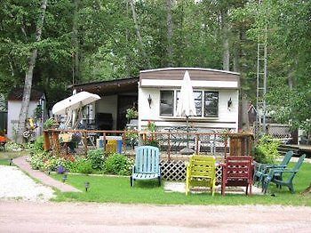 Jell E Bean Campground And Trailers Hotel Уасага Бийч Екстериор снимка