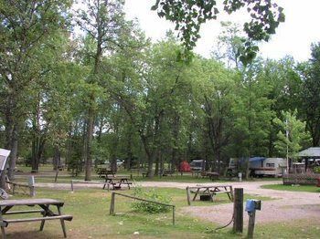 Jell E Bean Campground And Trailers Hotel Уасага Бийч Екстериор снимка